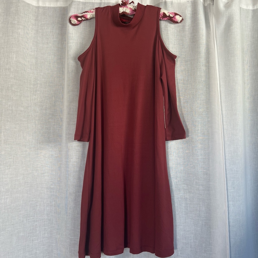 Hot Kiss Maroon Cold Shoulder Long Sleeve Dress